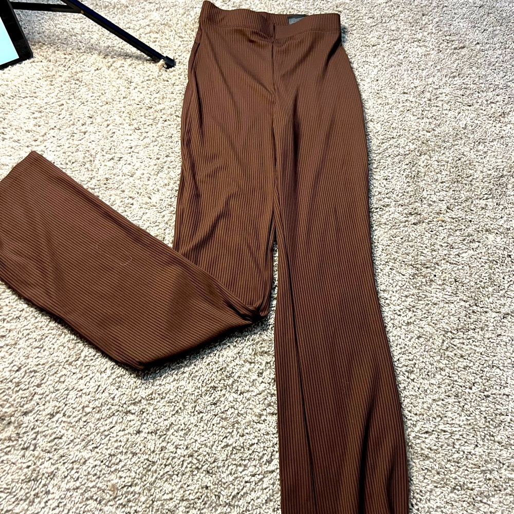DIVIDED xs Brown Leggings
